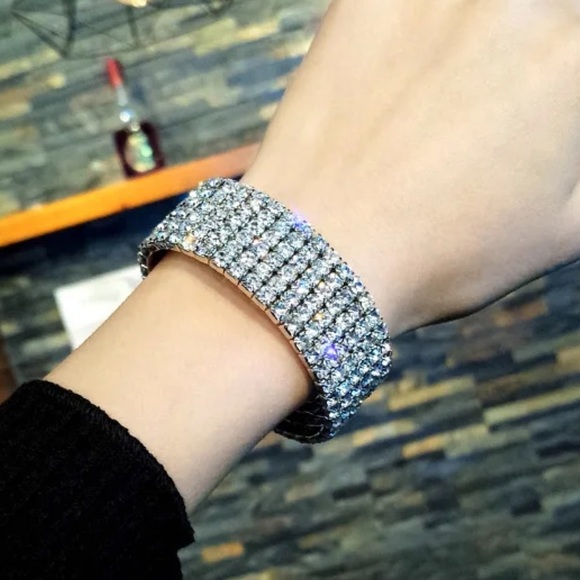 Rhinestone Crystal Elastic Six Rows Bracelet - Picture 1 of 2